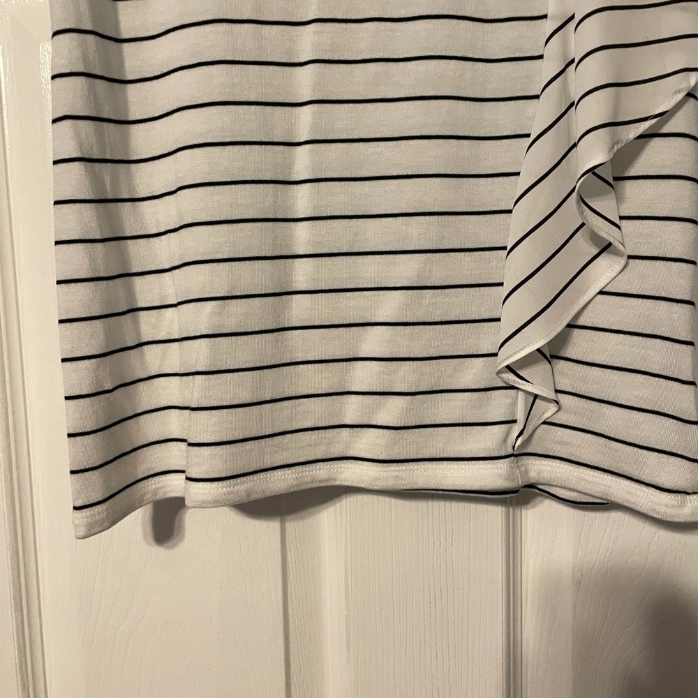 White House Black Market One-sided Ruffle Tank - Picture 8 of 10